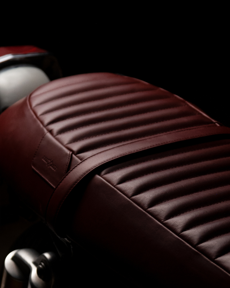 Touring Leather Seat For Royal Enfield Interceptor 650 / GT 650
