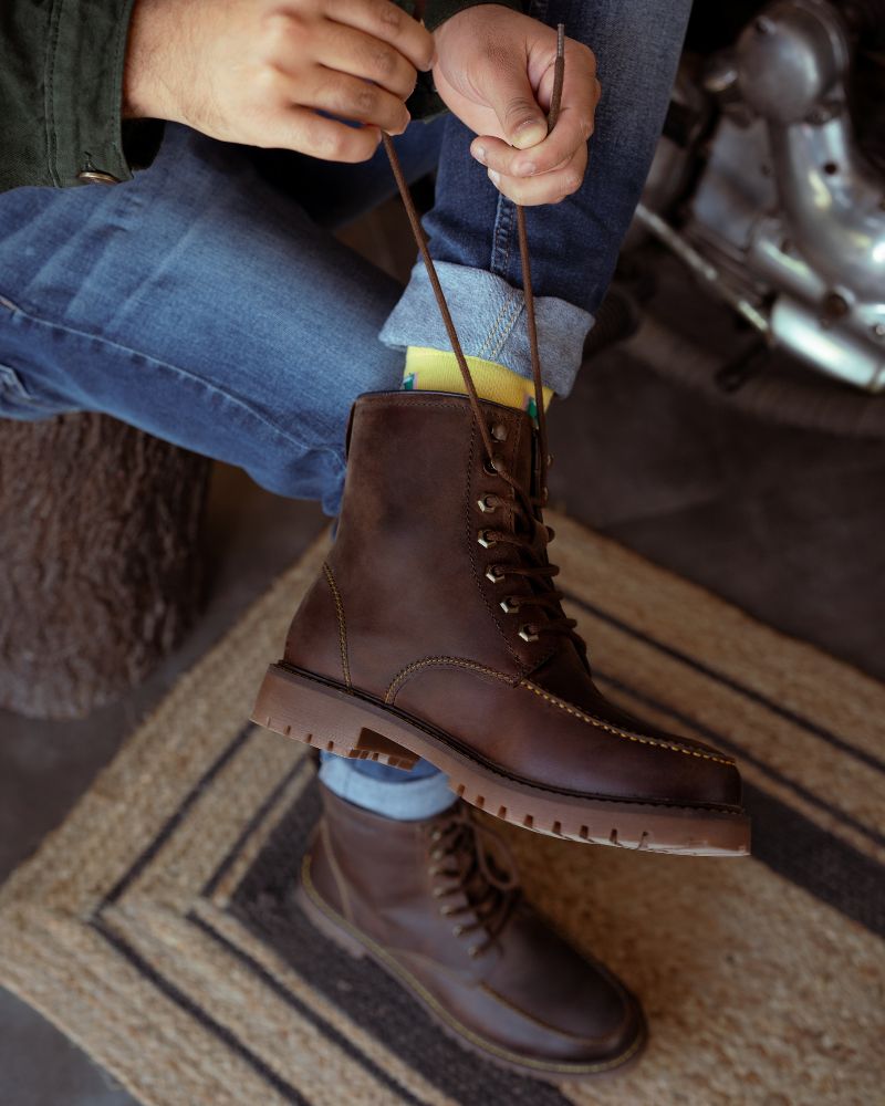 Boots Moc-Toe