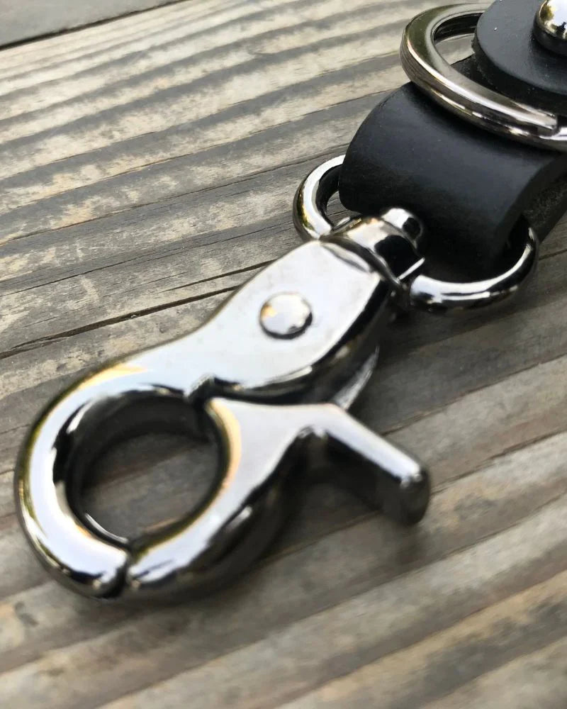 Key Fob With Metallic Black