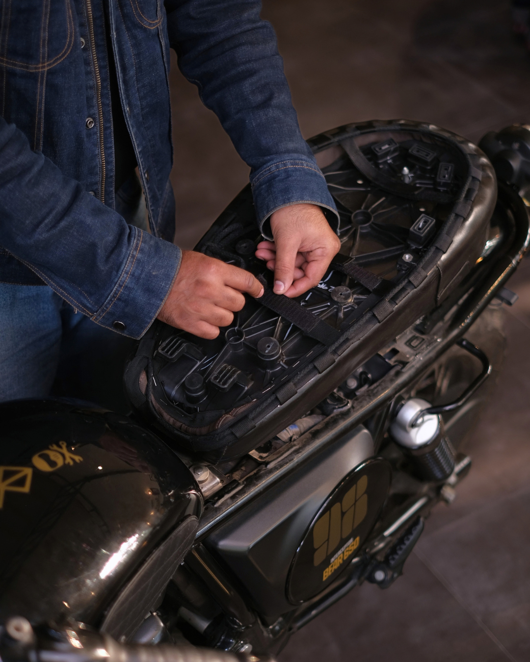 Leather Seat Cover For Royal Enfield Bear 650