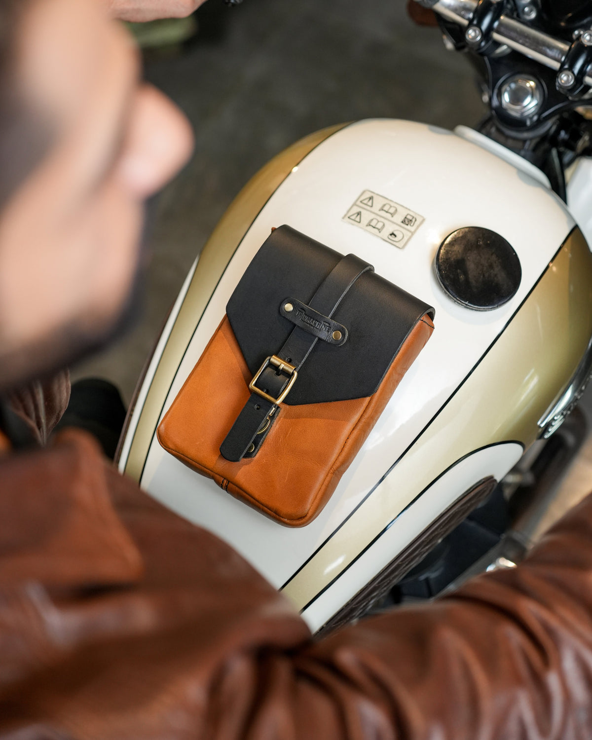 Tank Pouch