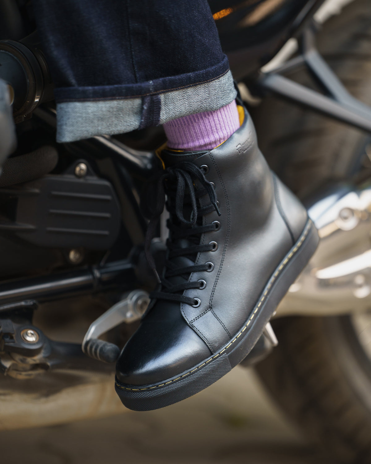 ESC: Men's Riding Sneakers
