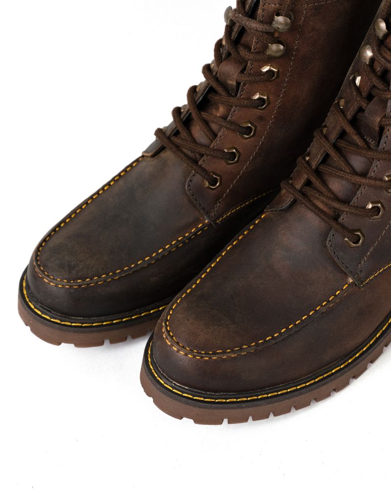 Boots Moc-Toe